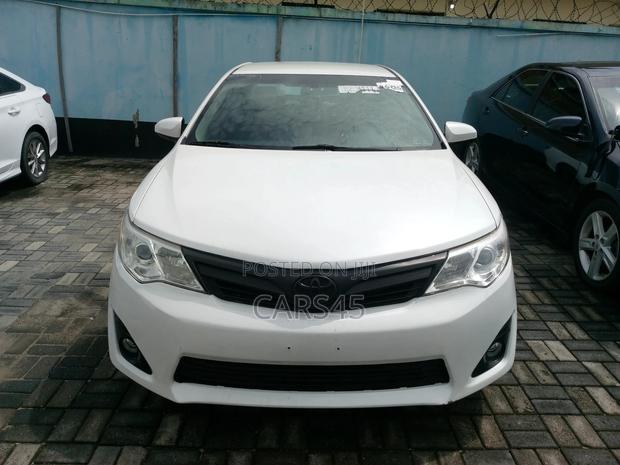 Toyota Camry 2014 White