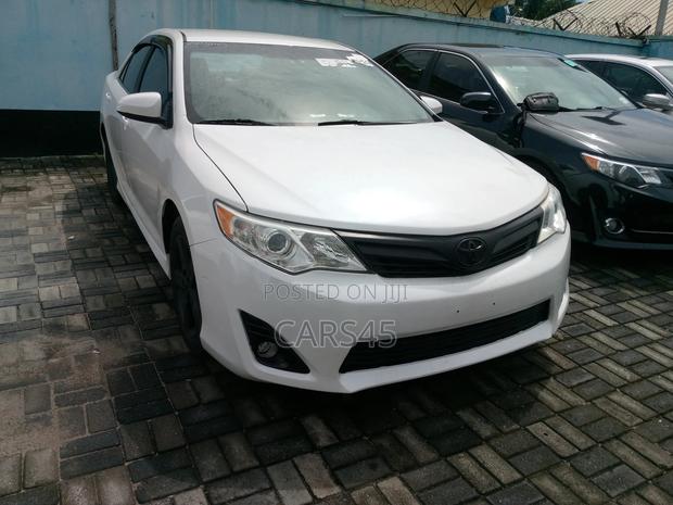 Toyota Camry 2014 White