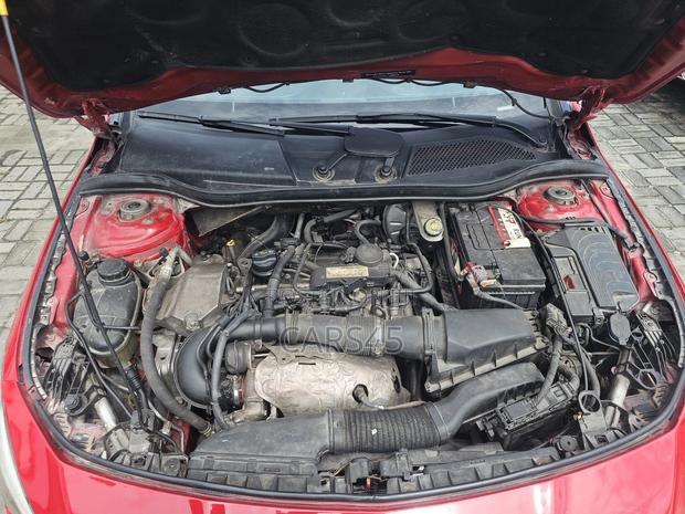 Mercedes-Benz CLA-Class 2015 Red
