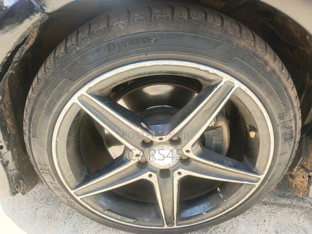 Mercedes-Benz E350 2011 Black
