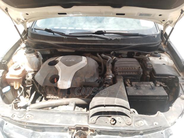 Hyundai Sonata 2013 White