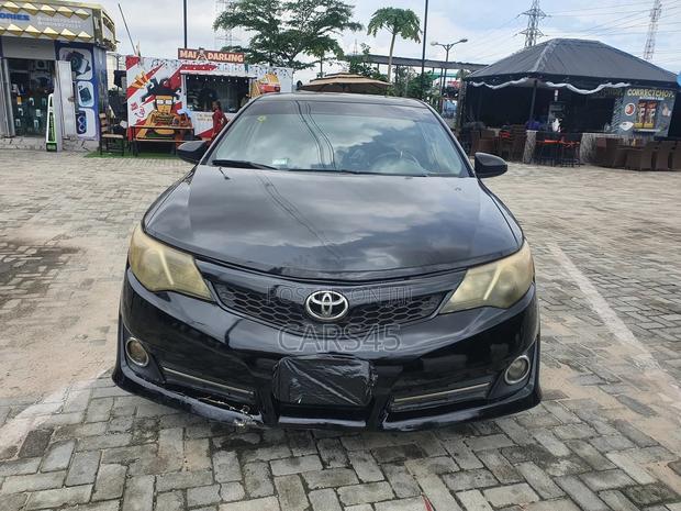 Toyota Camry 2013 Black