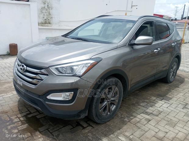 Hyundai Santa Fe 2015 Gray