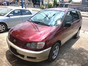 Toyota Picnic 2.0 FWD 2000 Red for sale