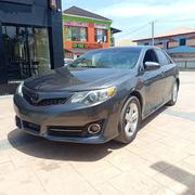 Toyota Camry 2014 Gray for sale