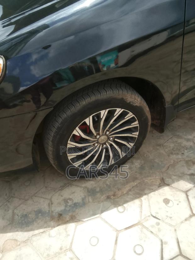 Toyota Matrix 2005 Black