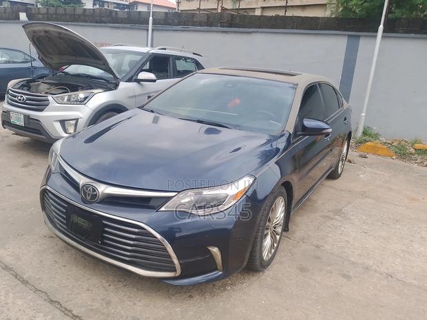Toyota Avalon 2017 Blue
