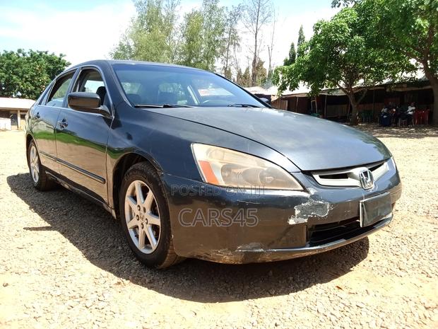 Honda Accord 2004 Gray