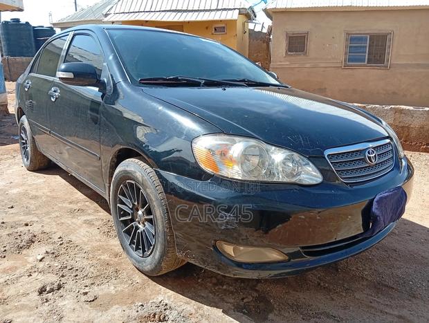 Toyota Corolla 2007 Black