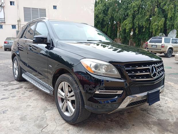 Mercedes-Benz M Class 2012 Black