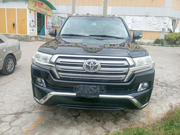 Toyota Land Cruiser 2014 Black