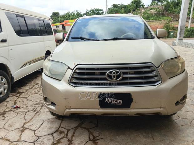 Toyota Highlander 2008 Gold