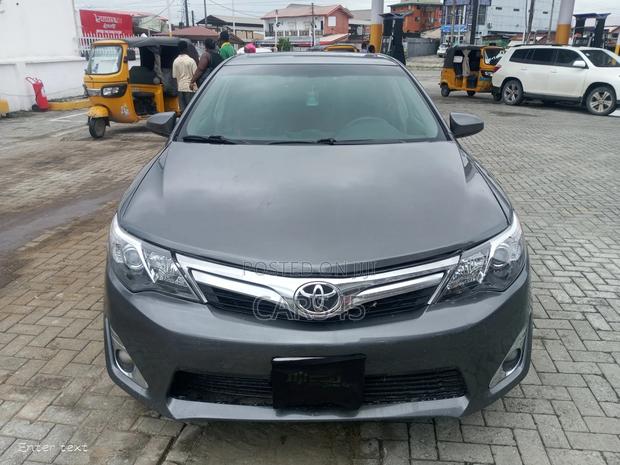Toyota Camry 2013 Gray