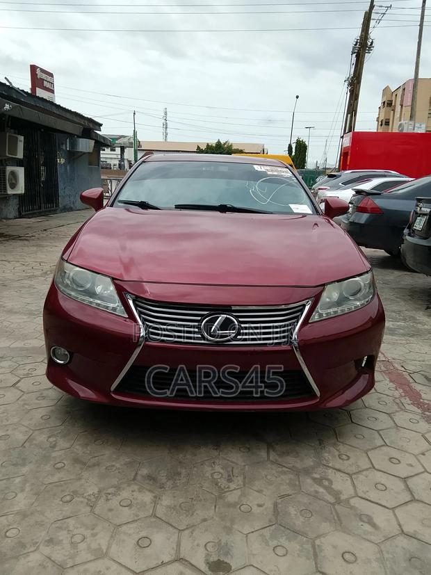 Lexus ES 2013 Red