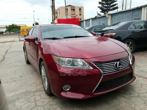 Lexus ES 2013 Red