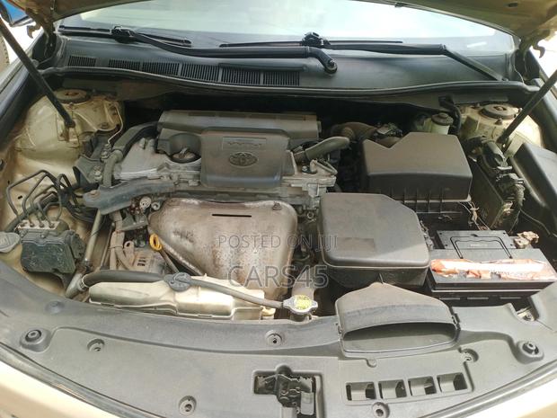 Toyota Camry 2012 Beige