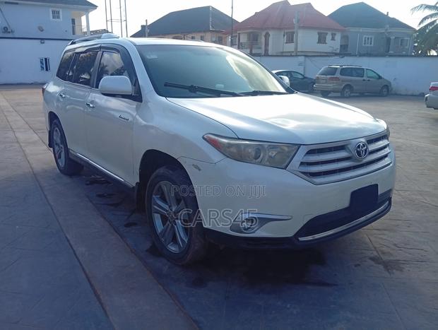 Toyota Highlander 2011 White