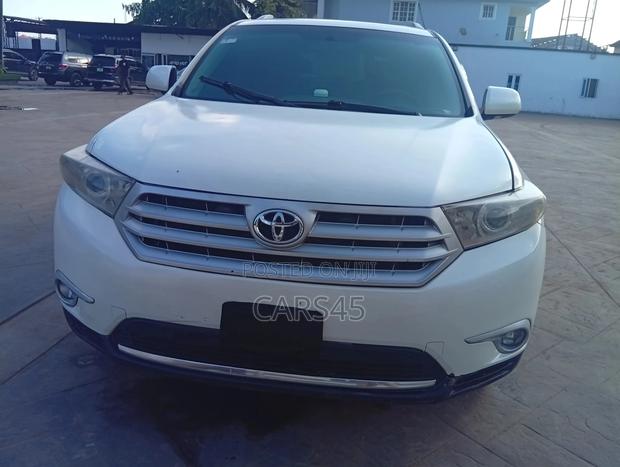 Toyota Highlander 2011 White