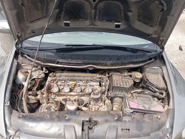 Honda Civic 2007 Gray
