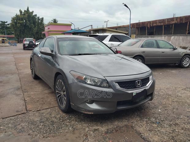 Honda Accord 2010 Gray