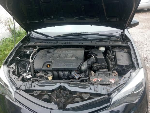 Toyota Corolla 2019 Black