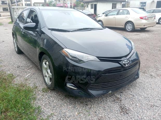 Toyota Corolla 2019 Black