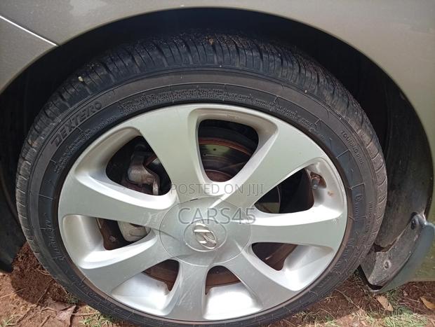 Hyundai Elantra 2013 Brown