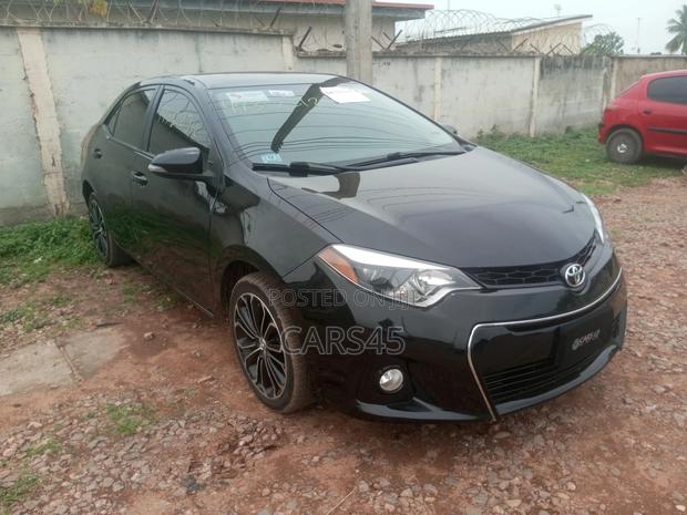 Toyota Corolla L 4dr Sedan (1.8L 4cyl 4A) 2015