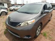 Toyota Sienna 2011 Gray for sale