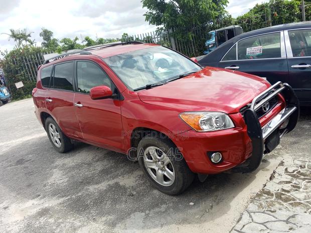 Toyota RAV4 2.5 4x4 2010 Red