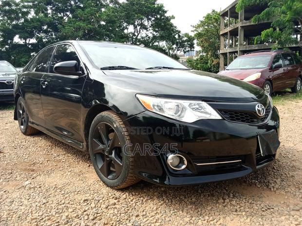 Toyota Camry 2012 Black