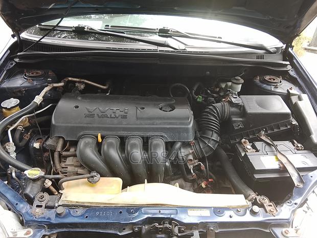 Toyota Corolla LE 2005 Blue