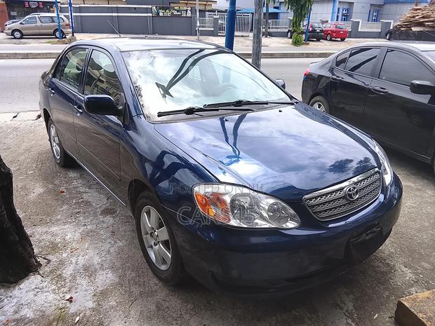 Toyota Corolla LE 2005 Blue