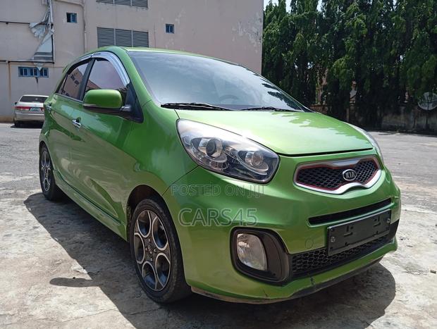 Kia Morning 2012 Green