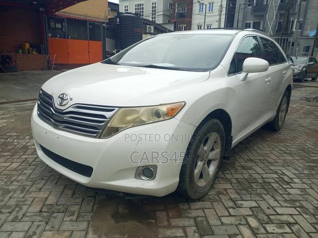 Toyota Venza 2009 White