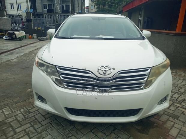 Toyota Venza 2009 White