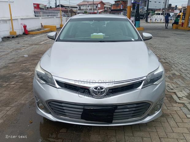 Toyota Avalon 2013 Silver