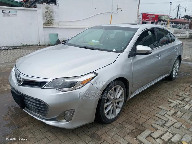 Toyota Avalon 2013 Silver