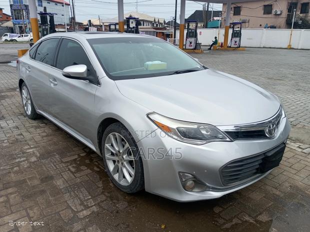 Toyota Avalon 2013 Silver