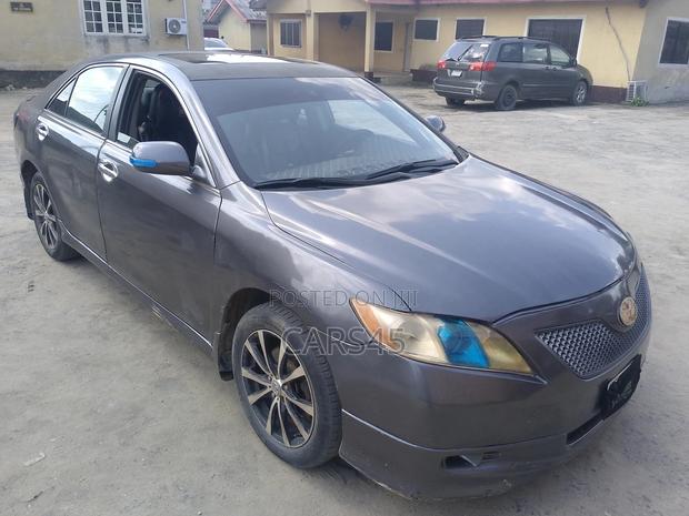 Toyota Camry 2008 Gray