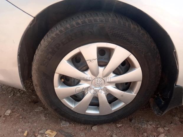 Toyota Corolla 2012 Silver