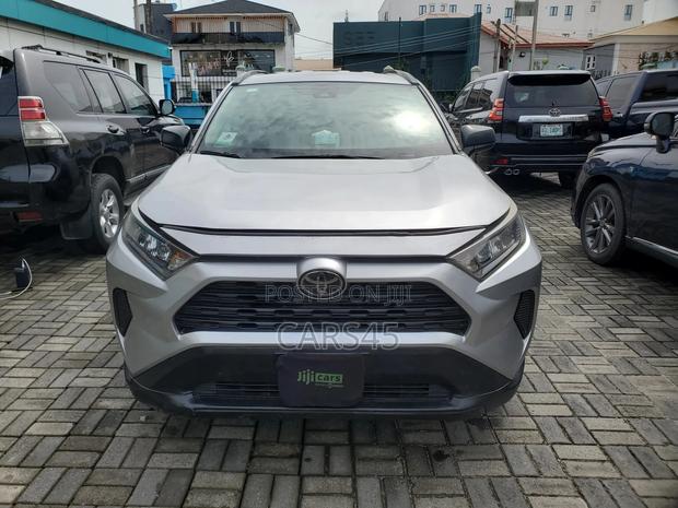 Toyota RAV4 2020 Silver