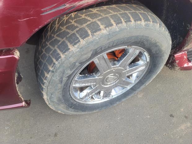Cadillac Escalade 2004 Red