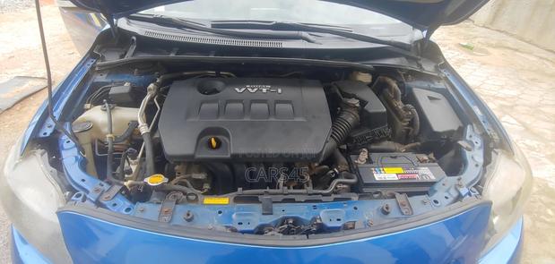 Toyota Corolla 2010 Blue