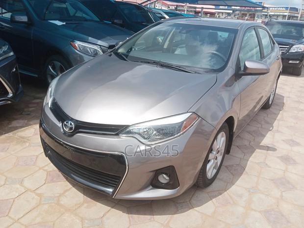 Toyota Corolla 2014 Gray