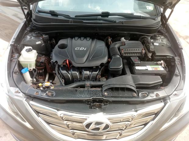 Hyundai Sonata 2012 Gray