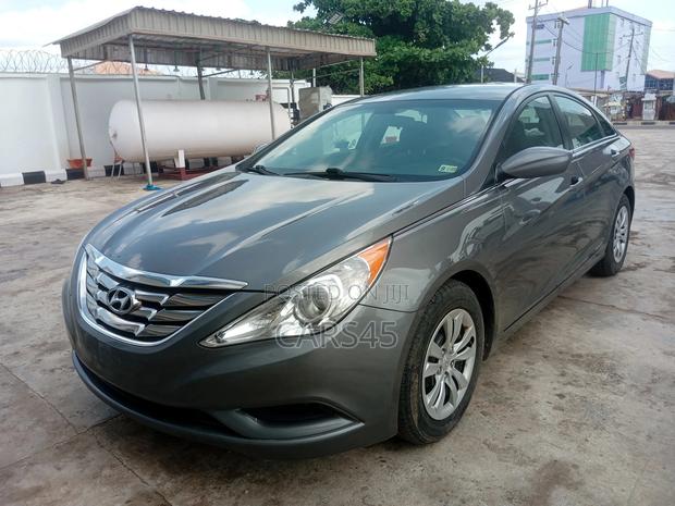 Hyundai Sonata 2012 Gray