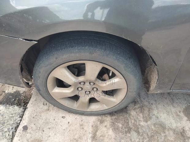 Toyota Matrix 2006 Gray