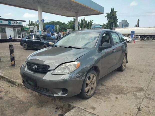 Toyota Matrix 2006 Gray