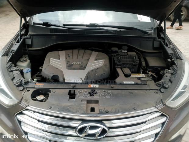 Hyundai Santa Fe 2016 Brown
